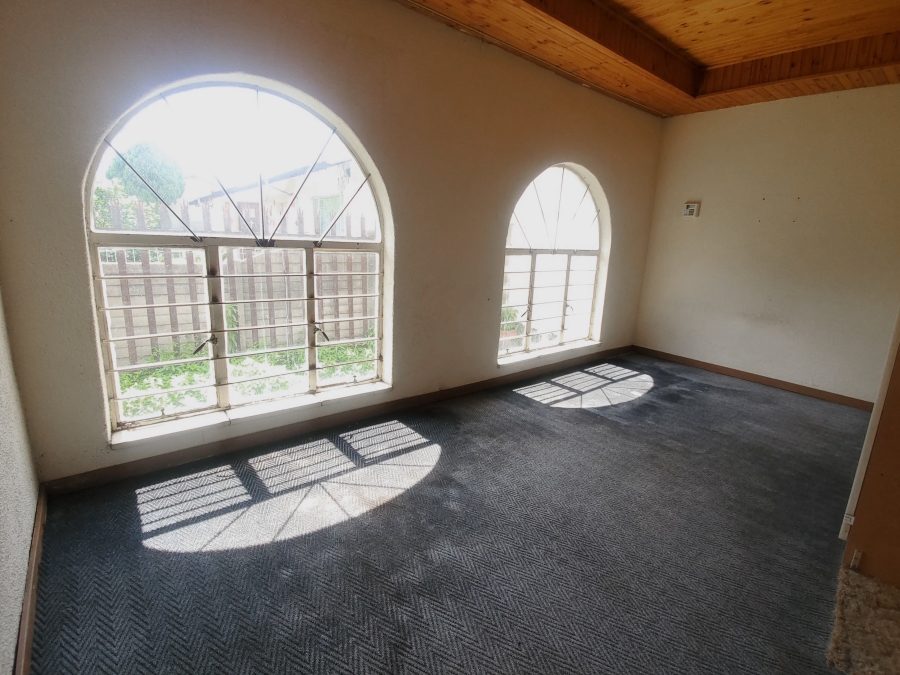 4 Bedroom Property for Sale in Vaalpark Free State